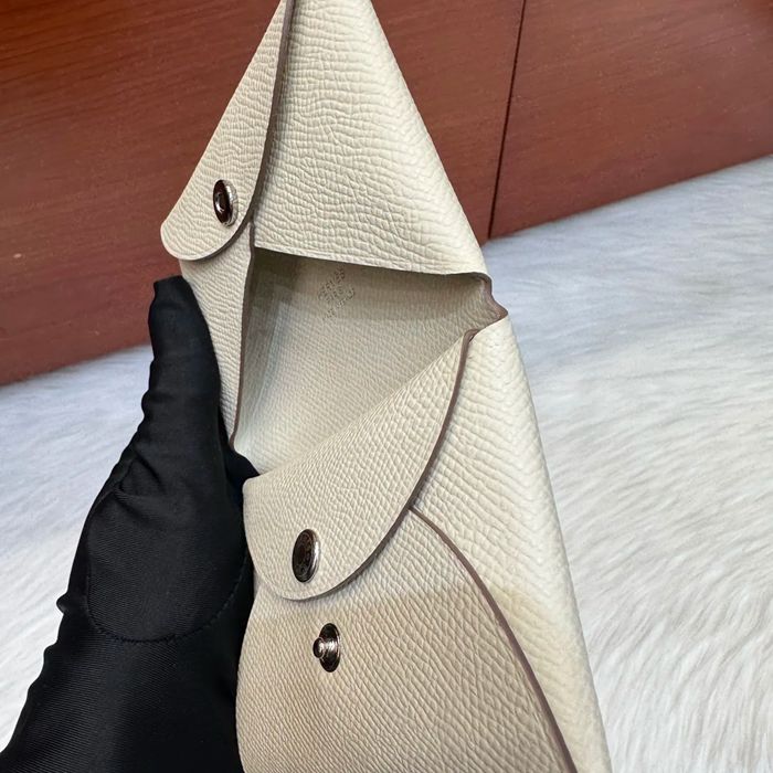 HERMES カルヴィ デュオ 二層カードケース エプソム ミルキーホワイト シルバー金具 サイズ: