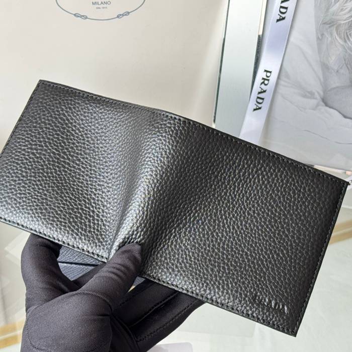 PRADA 2M0513 メンズ短財布 荔枝紋牛皮 サイズ:11x9.5cm