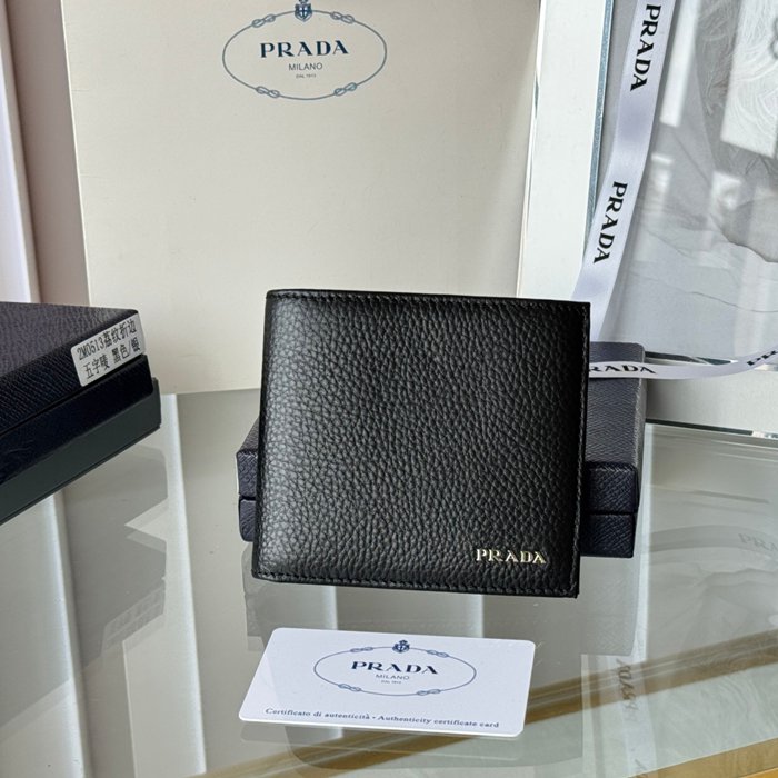 PRADA 2M0513 メンズ短財布 荔枝紋牛皮 サイズ:11x9.5cm