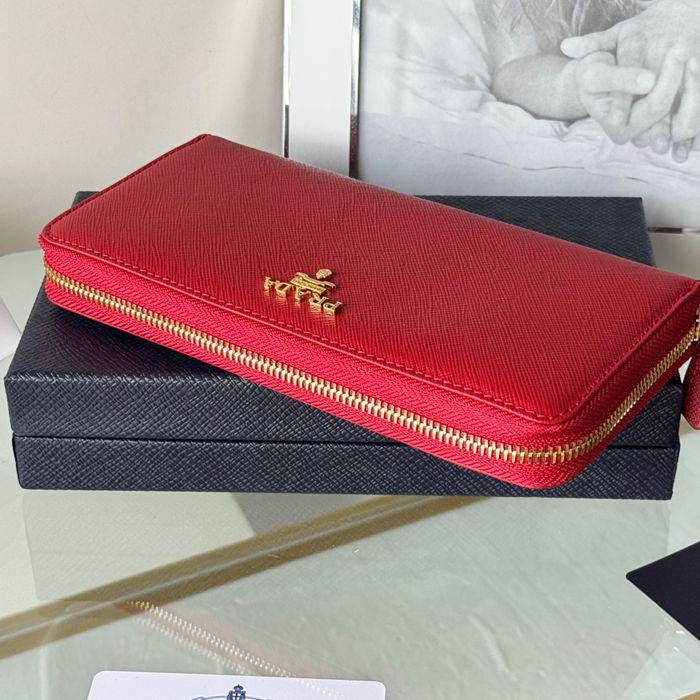 PRADA 1ML506 クラシックジッピー長財布 サフィアーノ十字紋 サイズ:19x12cm