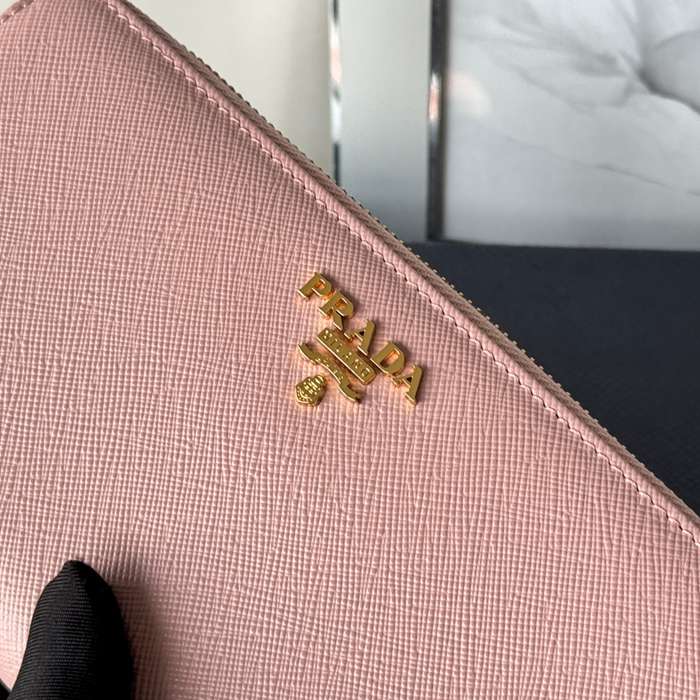 PRADA 1ML506 クラシックジッピー長財布 サフィアーノ十字紋 サイズ:19x12cm