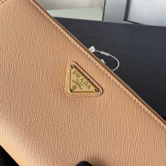 PRADA 1ML506 クラシックジッピー長財布 サフィアーノ十字紋 サイズ:19x12cm