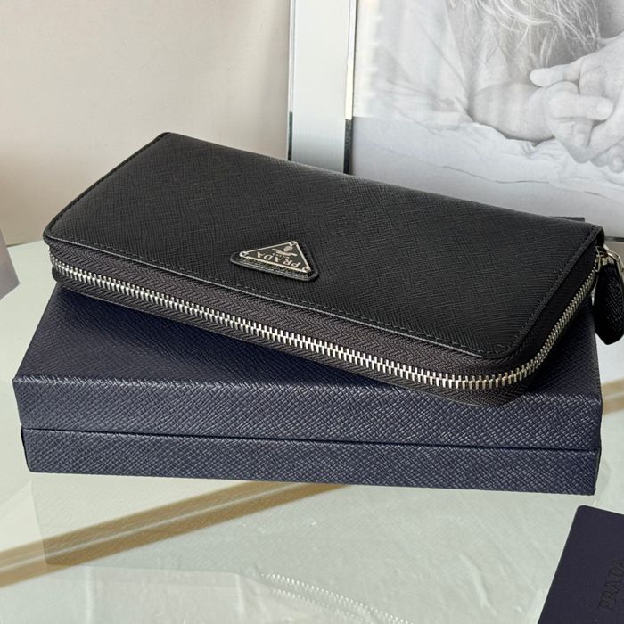 PRADA 1ML506 クラシックジッピー長財布 サフィアーノ十字紋 サイズ:19x12cm