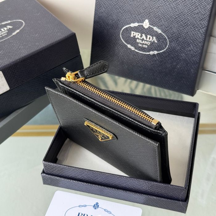 PRADA 1ML050 短財布 サフィアーノ十字紋 牛皮 サイズ:10x9cm