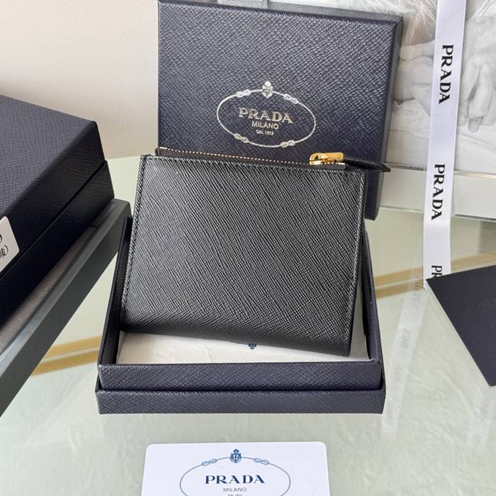 PRADA 1ML050 短財布 サフィアーノ十字紋 牛皮 サイズ:10x9cm