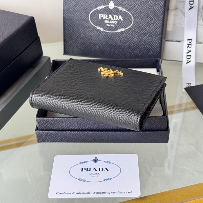 PRADA 1ML050 短財布 サフィアーノ十字紋 牛皮 サイズ:10x9cm