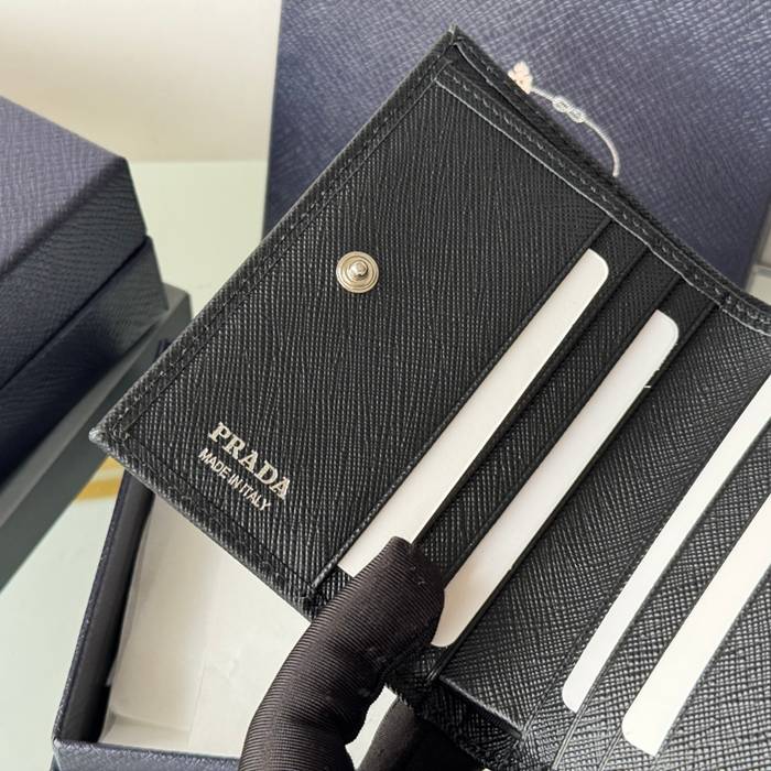 PRADA 1ML050 短財布 サフィアーノ十字紋 牛皮 サイズ:10x9cm