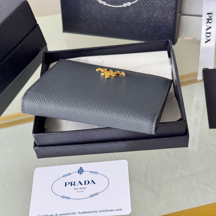 PRADA 1ML050 短財布 サフィアーノ十字紋 牛皮 サイズ:10x9cm