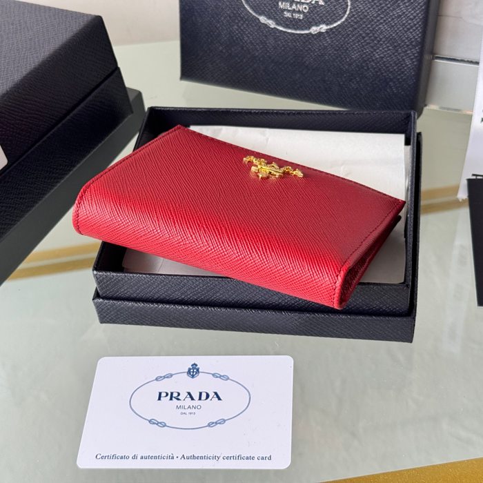 PRADA 1ML050 短財布 サフィアーノ十字紋 牛皮 サイズ:10x9cm