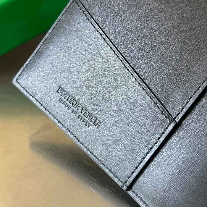 BOTTEGA VENETA BV 777046 カセット パスポートケース 編み羊皮 13.6x10.5cm サイズ:13.6x10.5cm