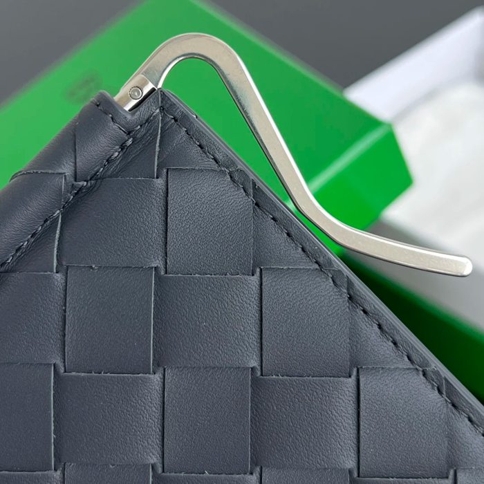 BOTTEGA VENETA BV 592626 新作マネークリップ 編み牛皮 11.5x9x0.5cm サイズ:11.5x9x0.5cm