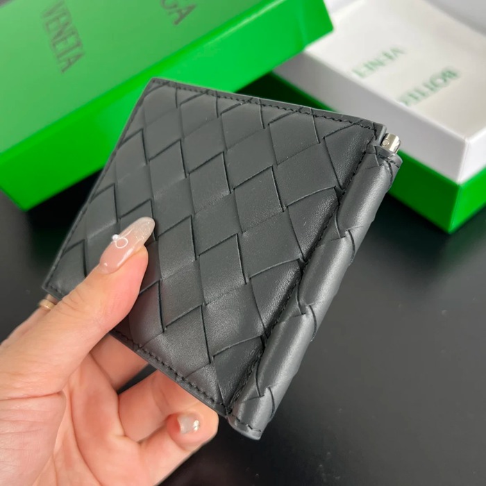 BOTTEGA VENETA BV 592626 新作マネークリップ 編み牛皮 11.5x9x0.5cm サイズ:11.5x9x0.5cm