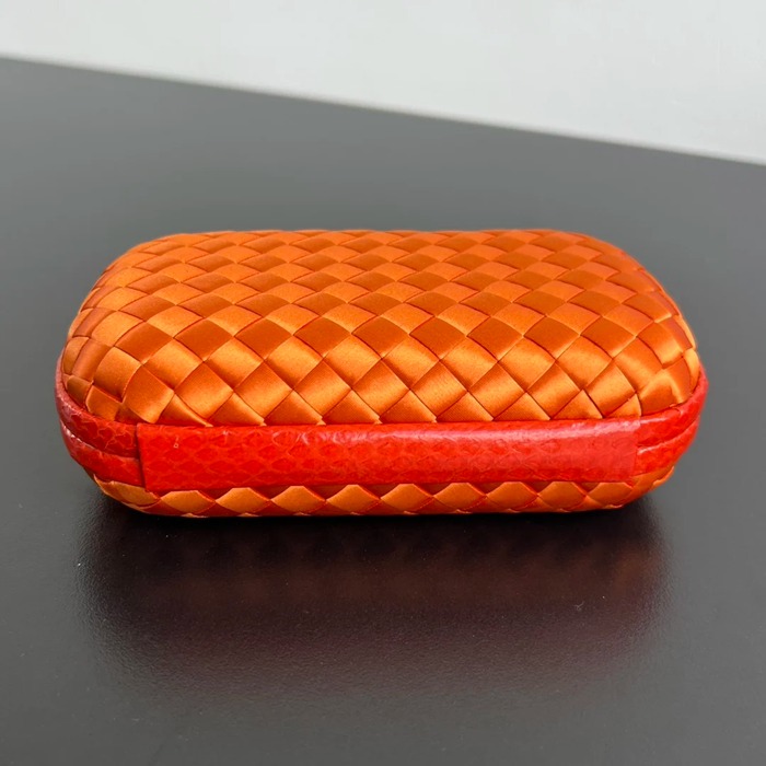 BOTTEGA VENETA BV 8651 ノット イブニングバッグ シルク編み蛇皮トリム 16x10cm サイズ:16x10cm