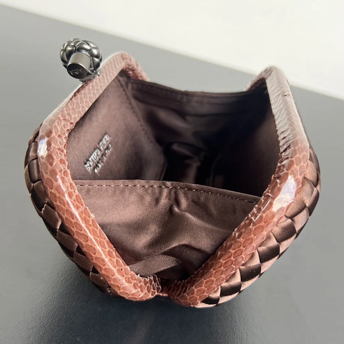 BOTTEGA VENETA BV 8651 ノット イブニングバッグ シルク編み蛇皮トリム 16x10cm サイズ:16x10cm