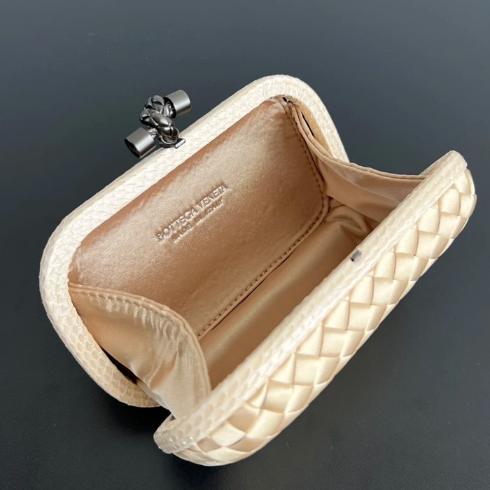 BOTTEGA VENETA BV 8651 ノット イブニングバッグ シルク編み蛇皮トリム 16x10cm サイズ:16x10cm