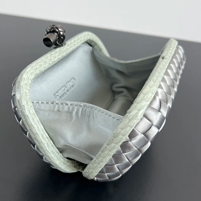 BOTTEGA VENETA BV 8651 ノット イブニングバッグ シルク編み蛇皮トリム 16x10cm サイズ:16x10cm