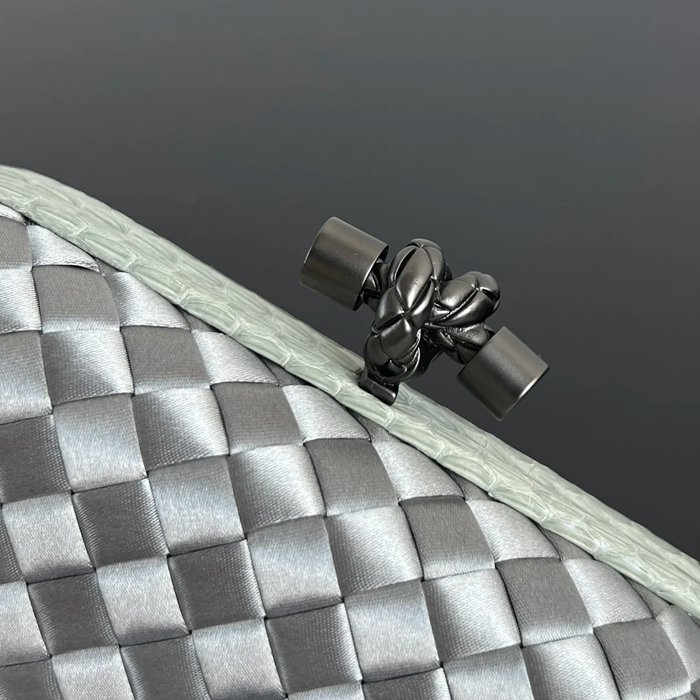 BOTTEGA VENETA BV 8651 ノット イブニングバッグ シルク編み蛇皮トリム 16x10cm サイズ:16x10cm
