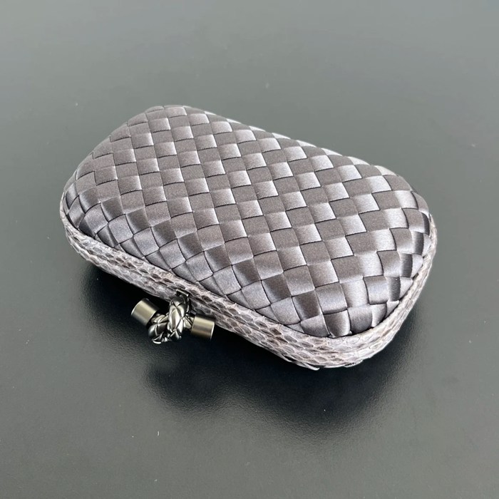 BOTTEGA VENETA BV 8651 ノット イブニングバッグ シルク編み蛇皮トリム 16x10cm サイズ:16x10cm