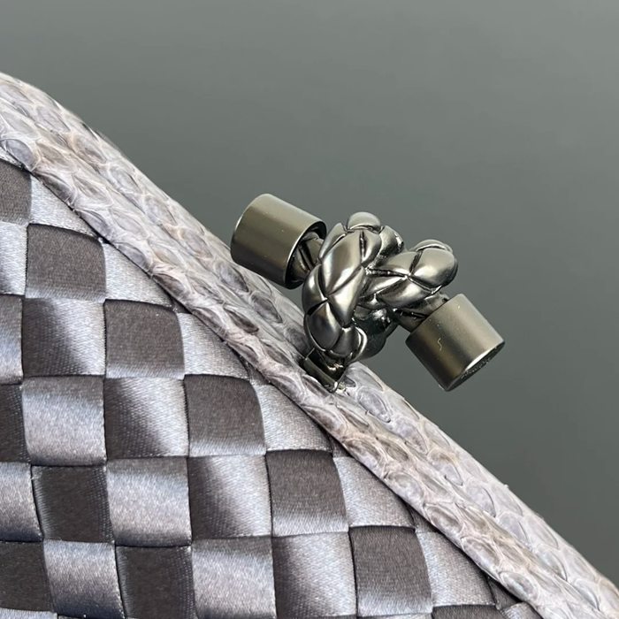 BOTTEGA VENETA BV 8651 ノット イブニングバッグ シルク編み蛇皮トリム 16x10cm サイズ:16x10cm