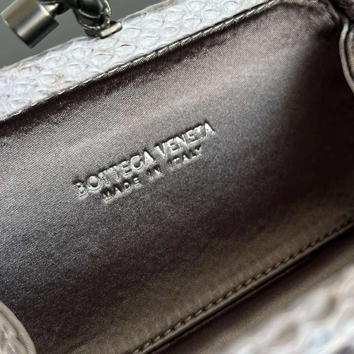 BOTTEGA VENETA BV 8651 ノット イブニングバッグ シルク編み蛇皮トリム 16x10cm サイズ:16x10cm