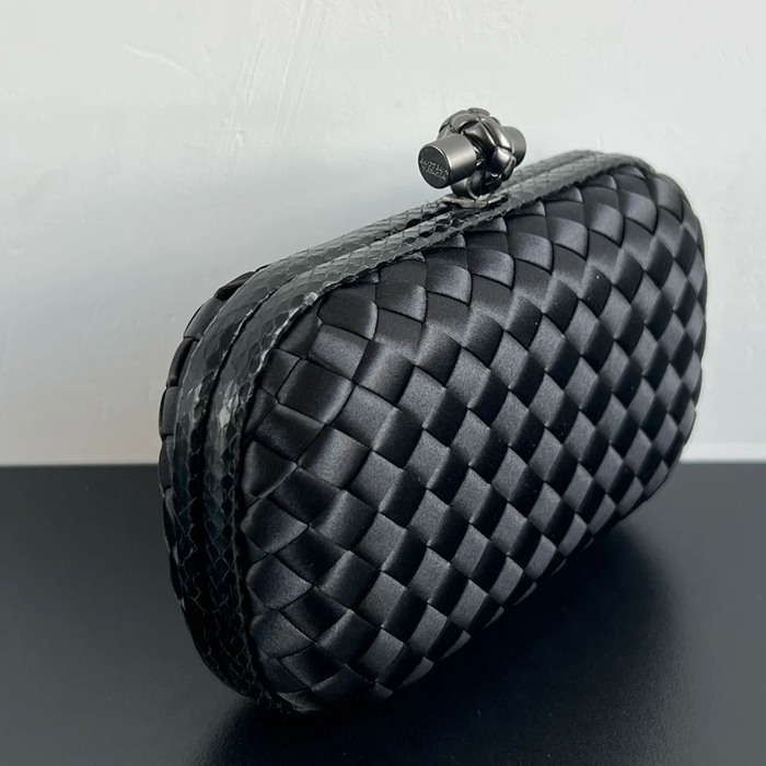 BOTTEGA VENETA BV 8651 ノット イブニングバッグ シルク編み蛇皮トリム 16x10cm サイズ:16x10cm