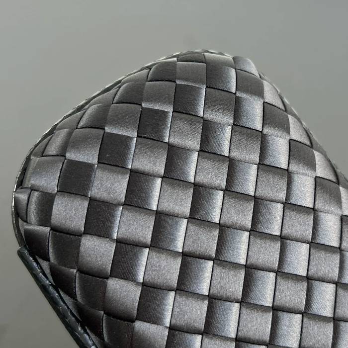 BOTTEGA VENETA BV 8651 ノット イブニングバッグ シルク編み蛇皮トリム 16x10cm サイズ:16x10cm