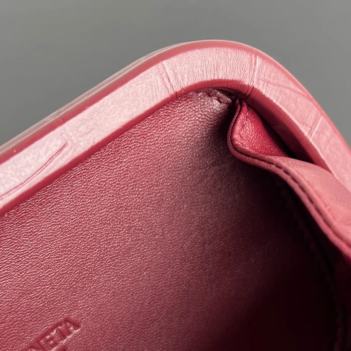 BOTTEGA VENETA BV 737025 ノット イブニングバッグ ワニ革 19x11.5cm サイズ:19x11.5cm