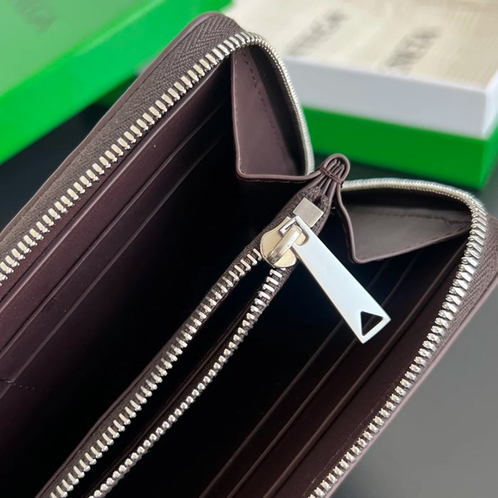 BOTTEGA VENETA BV 814680 新作細編み財布 牛皮 19x10cm サイズ:19x10cm