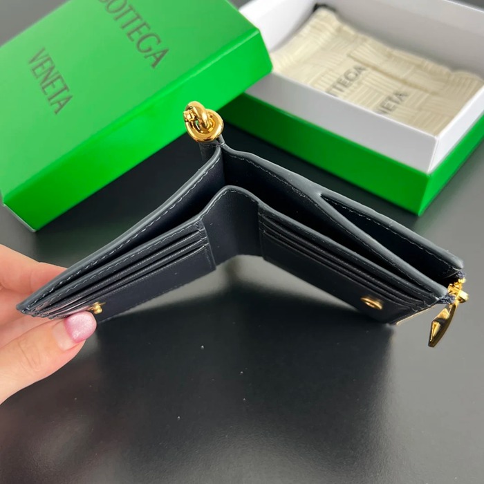 BOTTEGA VENETA BV 788055 ソリスティス 二つ折り財布 11.5x10cm サイズ:11.5x10cm