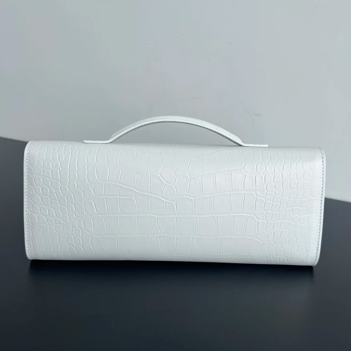 BOTTEGA VENETA BV 741511 クラッチバッグ 編み羊革 31x13cm サイズ:31x13cm