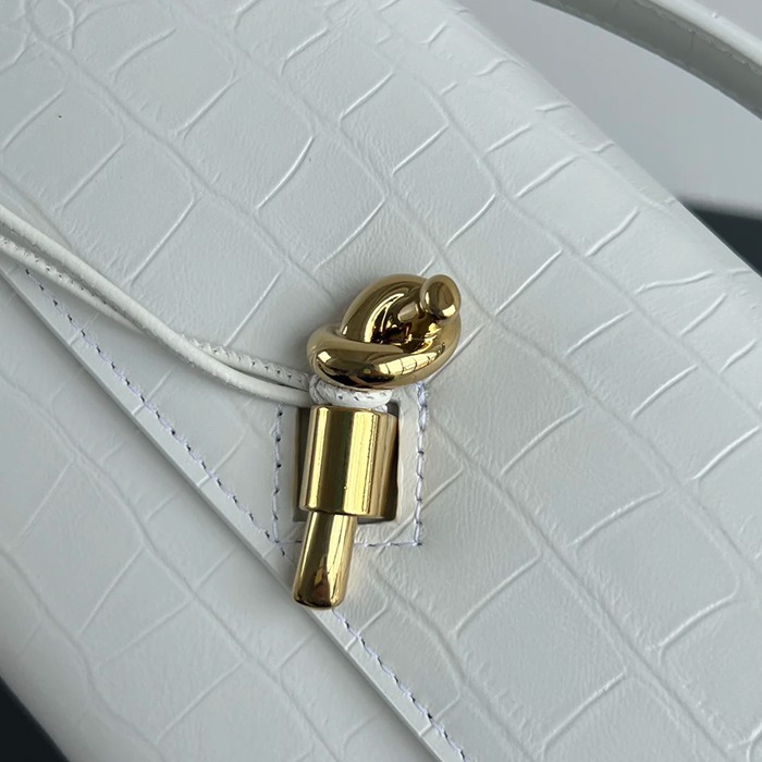 BOTTEGA VENETA BV 741511 クラッチバッグ 編み羊革 31x13cm サイズ:31x13cm