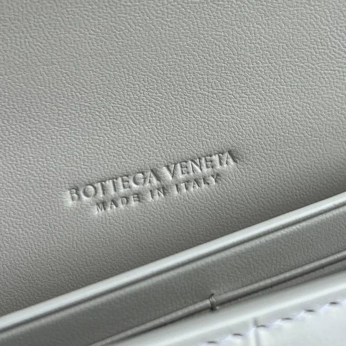 BOTTEGA VENETA BV 741511 クラッチバッグ 編み羊革 31x13cm サイズ:31x13cm