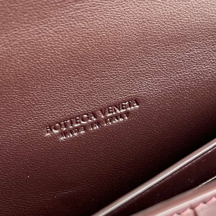 BOTTEGA VENETA BV 741511 クラッチバッグ ワニ紋羊革 31x13cm サイズ:31x13cm