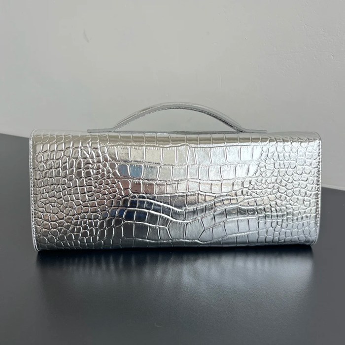 BOTTEGA VENETA BV 741511 クラッチバッグ ワニ紋羊革 31x13cm サイズ:31x13cm