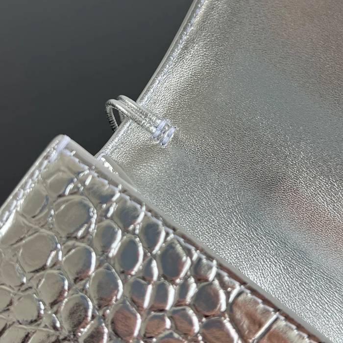 BOTTEGA VENETA BV 741511 クラッチバッグ ワニ紋羊革 31x13cm サイズ:31x13cm