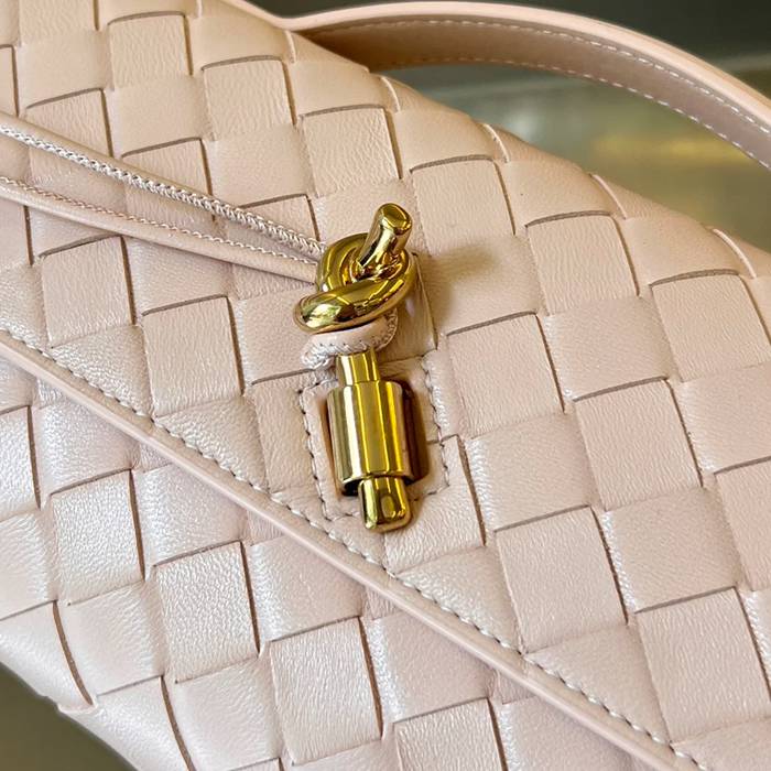 BOTTEGA VENETA BV 741511 クラッチバッグ 編み羊革 31x13cm サイズ:31x13cm