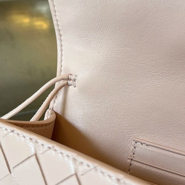 BOTTEGA VENETA BV 741511 クラッチバッグ 編み羊革 31x13cm サイズ:31x13cm