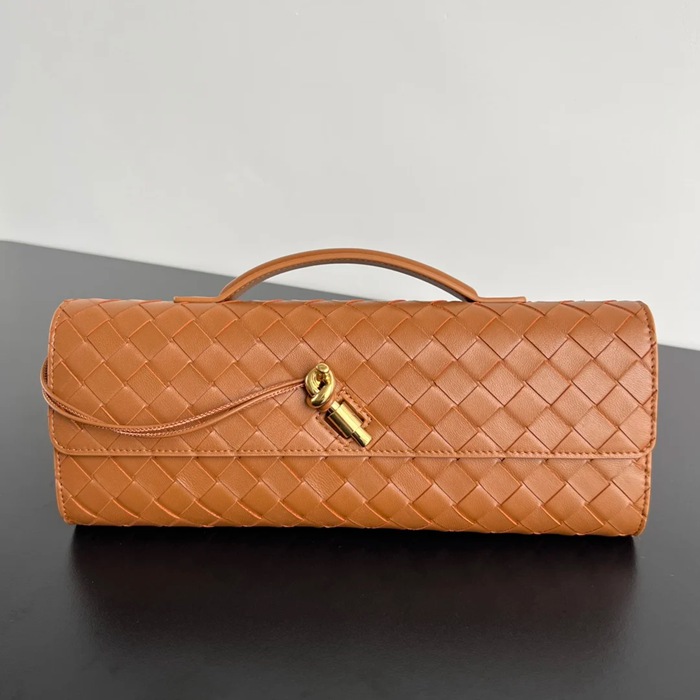BOTTEGA VENETA BV 741511 クラッチバッグ 編み羊革 31x13cm サイズ:31x13cm