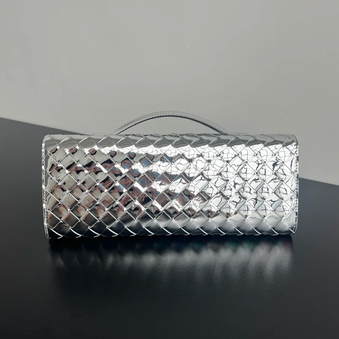BOTTEGA VENETA BV 741511 クラッチバッグ 編み羊革 31x13cm サイズ:31x13cm