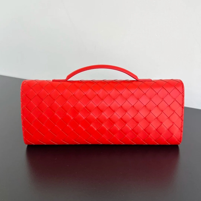 BOTTEGA VENETA BV 741511 クラッチバッグ 編み羊革 31x13cm サイズ:31x13cm