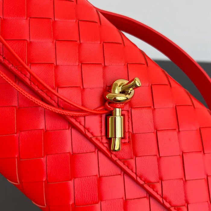 BOTTEGA VENETA BV 741511 クラッチバッグ 編み羊革 31x13cm サイズ:31x13cm