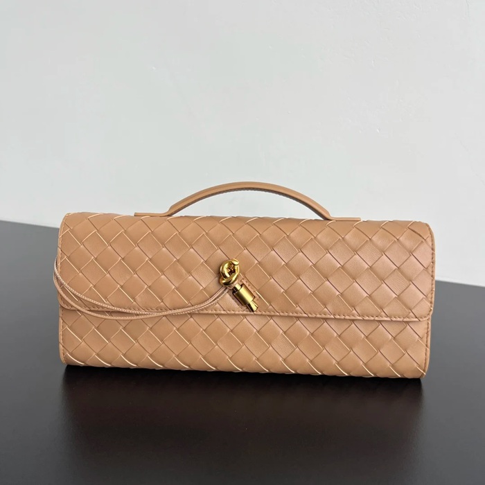 BOTTEGA VENETA BV 741511 クラッチバッグ 編み羊革 31x13cm サイズ:31x13cm BOTTEGA VENETA BV 741511 クラッチバッグ 編み羊革 31x13cm サイズ:31x13cm