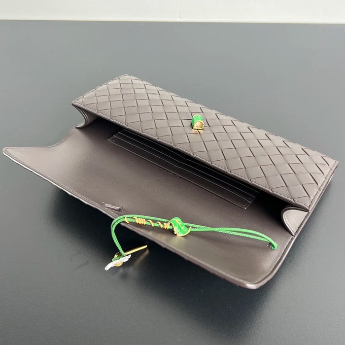 BOTTEGA VENETA BV 836810 アンディアーモ クラッチバッグ ヒナギク 31x13cm サイズ:31x13cm