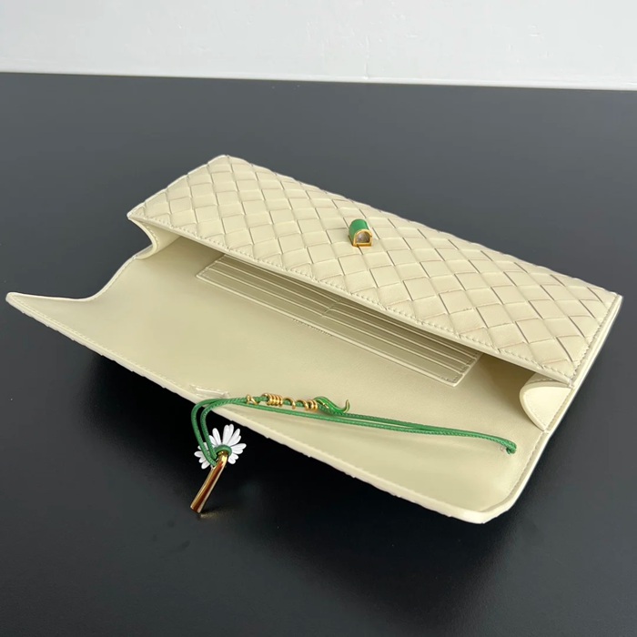 BOTTEGA VENETA BV 836810 アンディアーモ クラッチバッグ ヒナギク 31x13cm サイズ:31x13cm