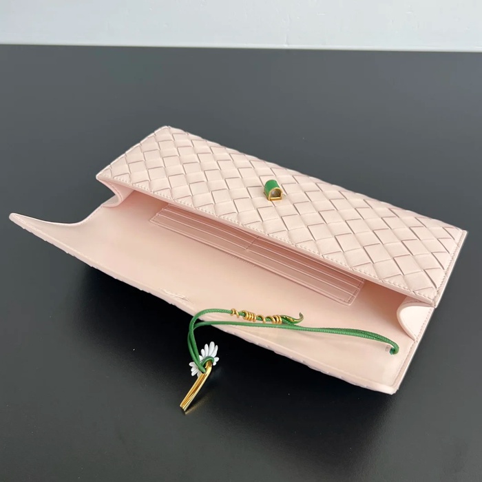 BOTTEGA VENETA BV 836810 アンディアーモ クラッチバッグ ヒナギク 31x13cm サイズ:31x13cm