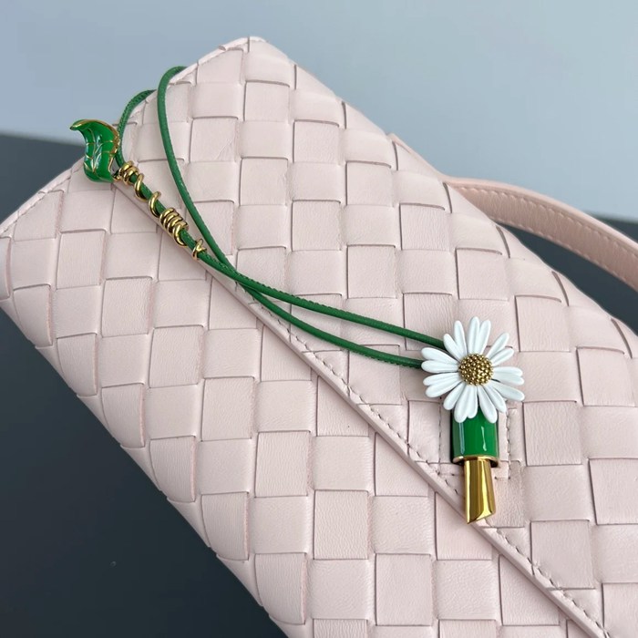 BOTTEGA VENETA BV 836810 アンディアーモ クラッチバッグ ヒナギク 31x13cm サイズ:31x13cm