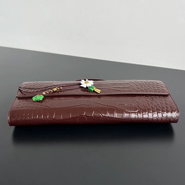 BOTTEGA VENETA BV 836810 アンディアーモ クラッチバッグ ワニ紋 ヒナギク 31x13cm サイズ:31x13cm