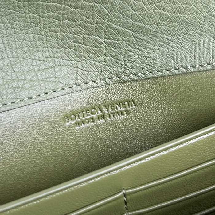 BOTTEGA VENETA BV 805241 アンディアーモ クラッチバッグ ダチョウ革 31x13cm サイズ:31x13cm