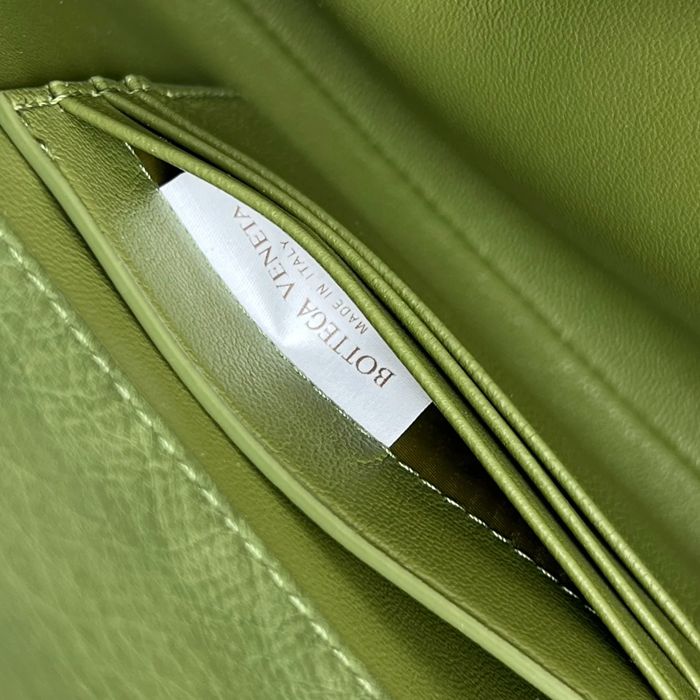 BOTTEGA VENETA BV 805241 アンディアーモ クラッチバッグ ダチョウ革 31x13cm サイズ:31x13cm