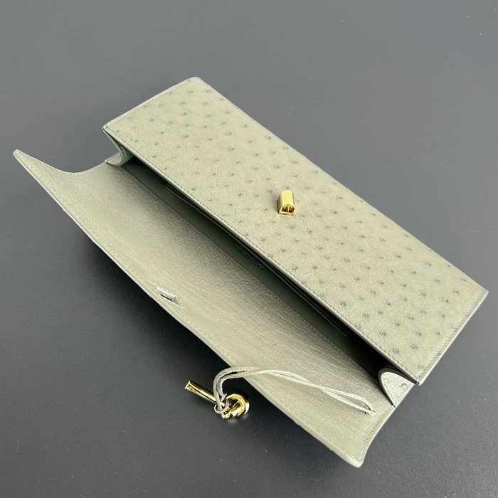 BOTTEGA VENETA BV 805241 アンディアーモ クラッチバッグ ダチョウ革 31x13cm サイズ:31x13cm